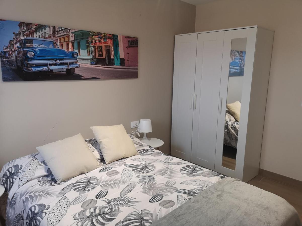 Hostal Mari En La Laguna, Alquiler Habitacion Privada En Hostal, 6 Habitaciones Cerca De La Universidad Y Aeropuerto Norte, 3 Banos Compartidos La Laguna  Ngoại thất bức ảnh