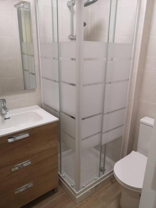 Hostal Mari En La Laguna, Alquiler Habitacion Privada En Hostal, 6 Habitaciones Cerca De La Universidad Y Aeropuerto Norte, 3 Banos Compartidos La Laguna  Ngoại thất bức ảnh