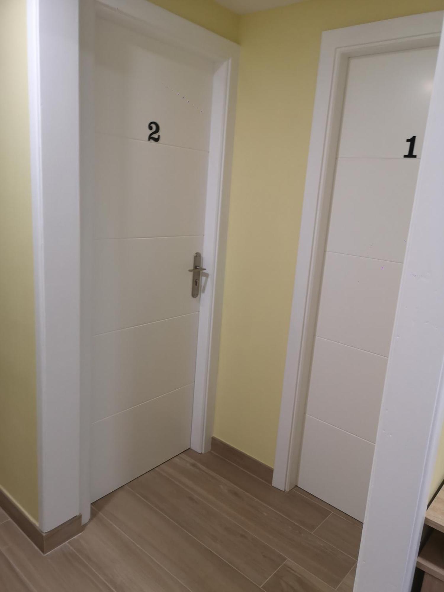 Hostal Mari En La Laguna, Alquiler Habitacion Privada En Hostal, 6 Habitaciones Cerca De La Universidad Y Aeropuerto Norte, 3 Banos Compartidos La Laguna  Ngoại thất bức ảnh